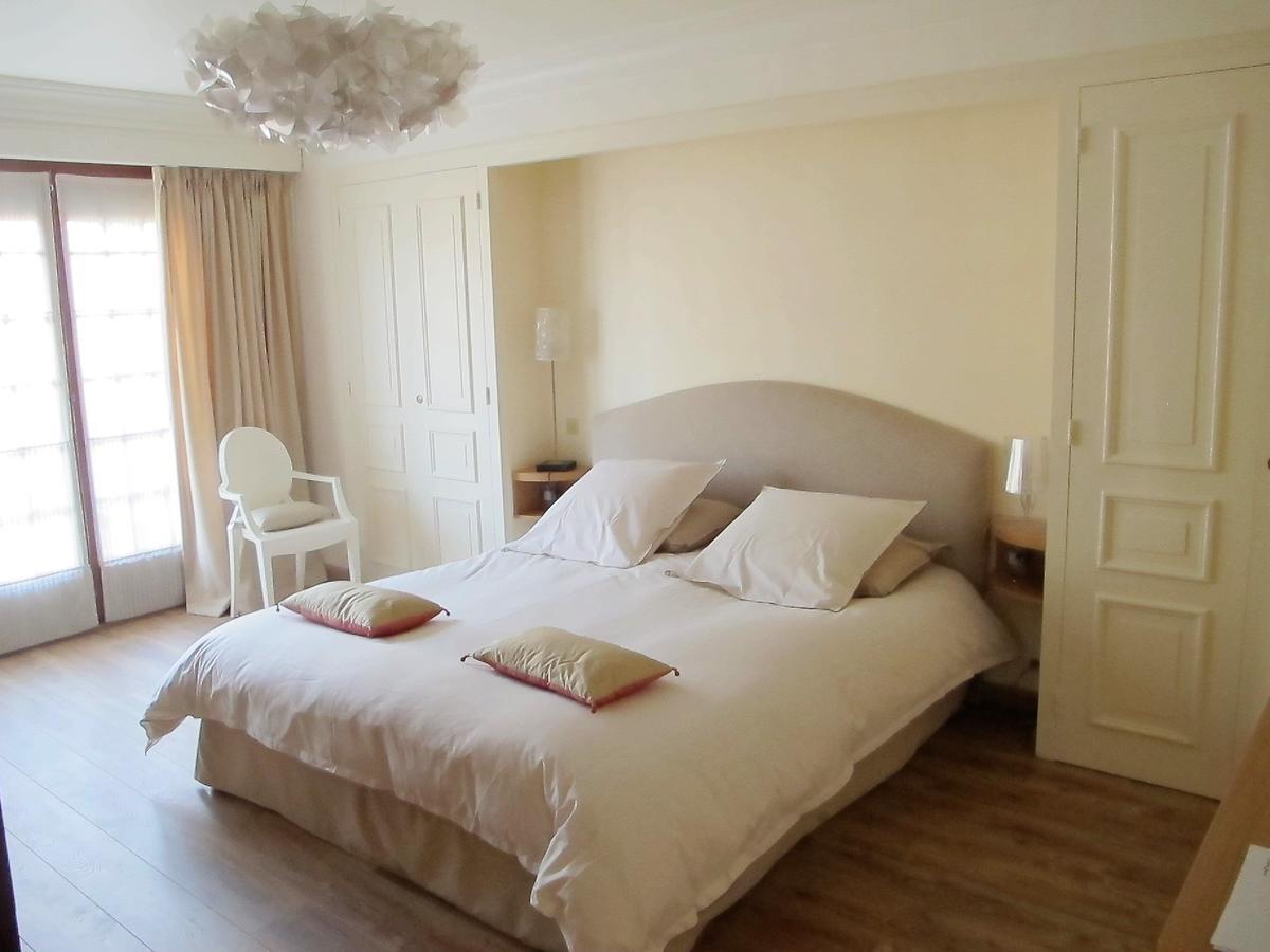 La Maison De Concise (Adults Only) โทนง-เลส์-แบงส์ ภายนอก รูปภาพ