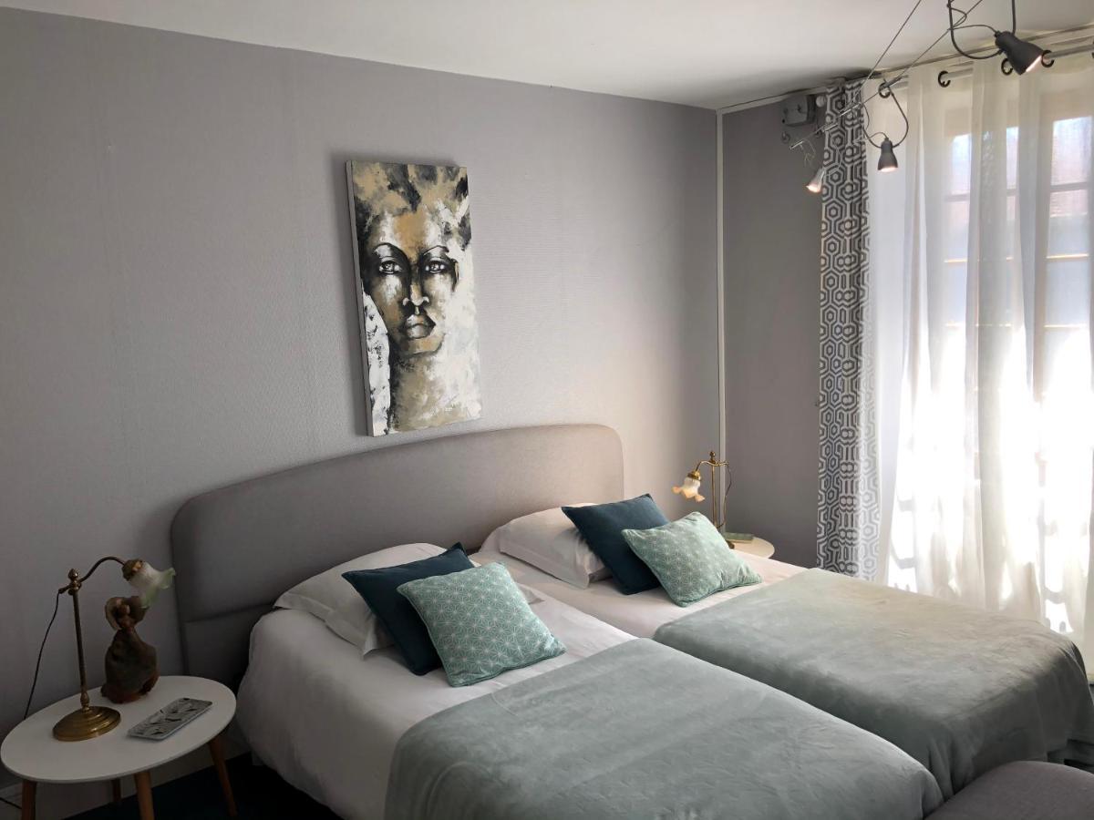 La Maison De Concise (Adults Only) โทนง-เลส์-แบงส์ ภายนอก รูปภาพ